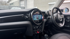 MINI Hatchback 1.5 Cooper Classic 3dr Auto Petrol Hatchback